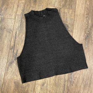 🤍 Super Cute Victoria’s Secret Crop Top 🤍